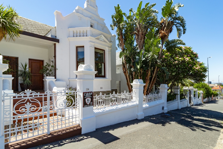 3 Bedroom Property for Sale in Tamboerskloof Western Cape